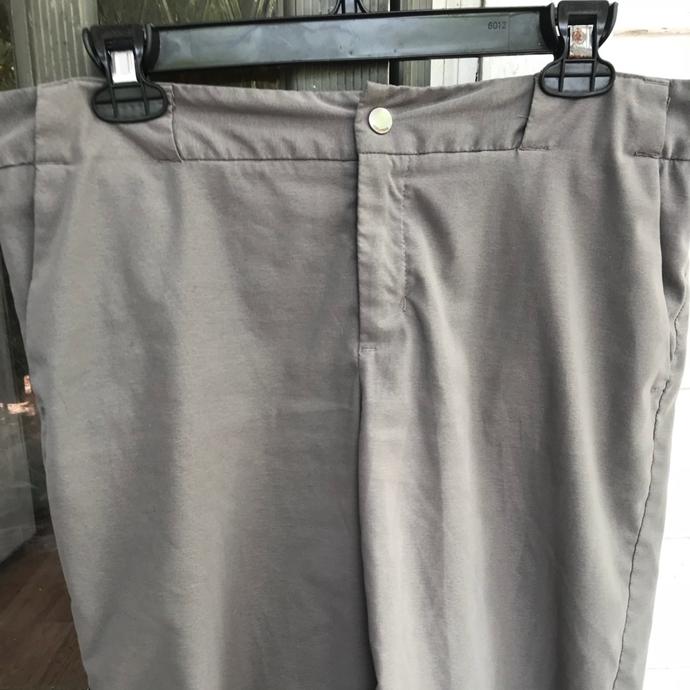 Women’s Columbia shorts size 10